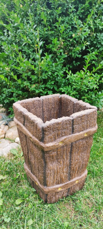 květináč hranatý - malý